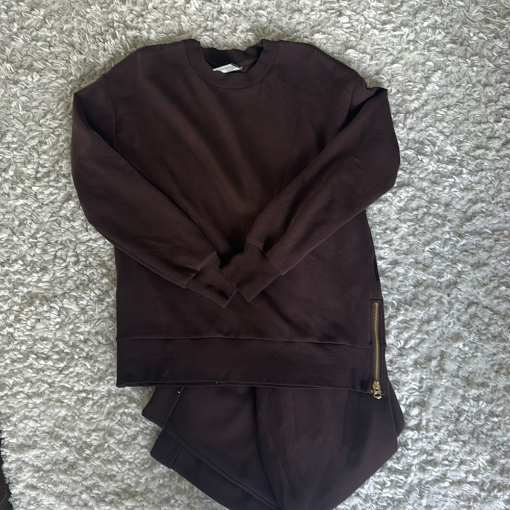 Varley matching coffee bean set